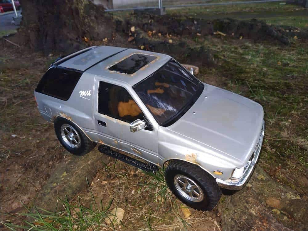 CC01 Isuzu MU Type X